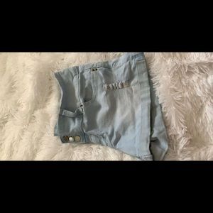 Cute light washed shorts